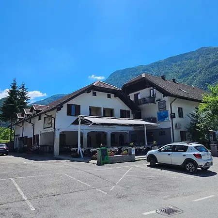 Simonai Mobile Homes * Čezsoča