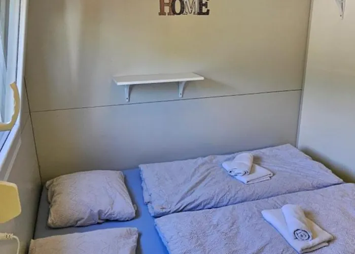 Simonai Mobile Homes 캠프장 *